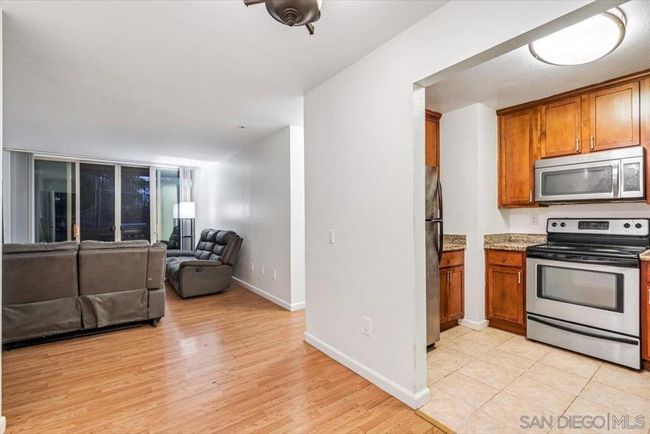 37 - 1350 N Escondido Blvd, Condo with 2 bedrooms, 2 bathrooms and 2 parking in Escondido CA | Image 9