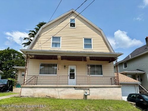 165 Elizabeth St, Pittston, PA, 18640-1046 | Card Image