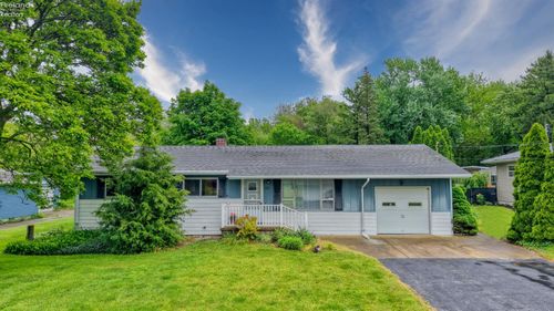 112 Barden St, Castalia, OH, 44824-9257 | Card Image