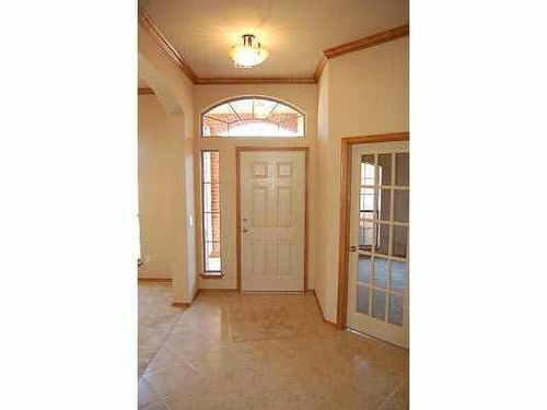 721 Oak Creek Dr, Moore, OK, 73160-0909 | Card Image