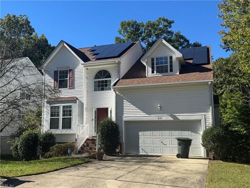 223 Southlake Pl, Newport News, VA, 23602-8323 | Card Image