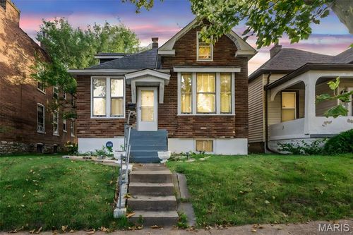 4063 Taft Ave, Saint Louis, MO, 63116-2448 | Card Image