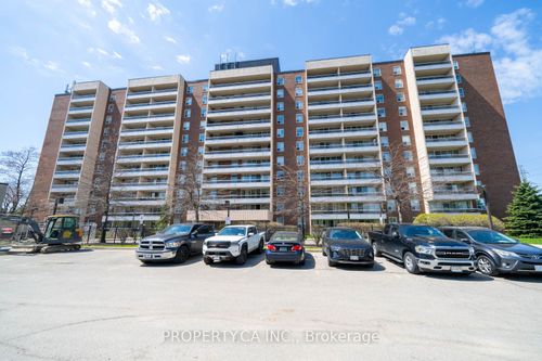 901-31 4 Winds Dr, North York, ON, M3J1K9 | Card Image