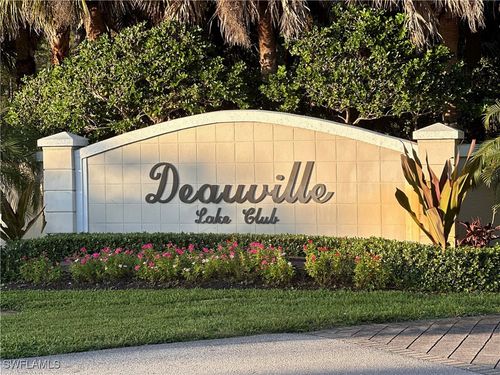 j101-5708 Deauville Cir, NAPLES, FL, 34112-3217 | Card Image