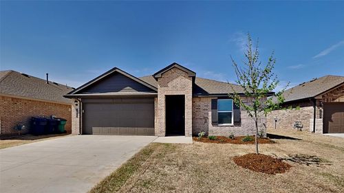 2825 Otis Ln, Yukon, OK, 73099 | Card Image