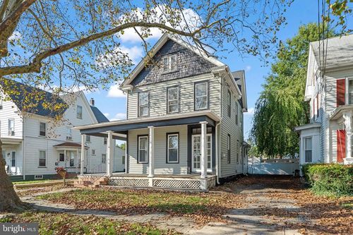 47 Dickinson St, WOODSTOWN, NJ, 08098-1406 | Card Image