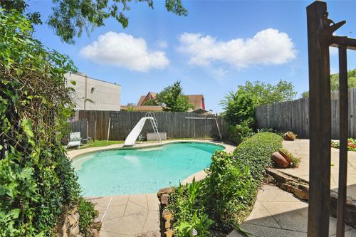 6318 Green Valley Dr, Garland, TX, 75043-6110 | Card Image