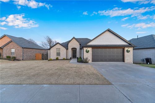 410 Brooke St, Tontitown, AR, 72762-4384 | Card Image