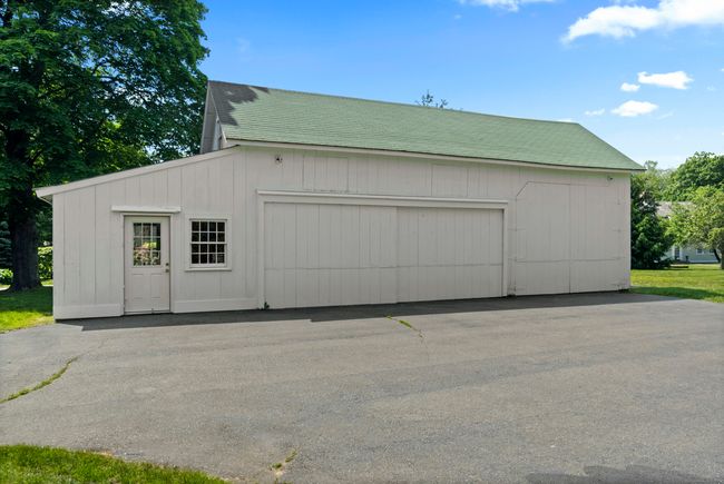 60 Lyme St, House other with 3 bedrooms, 3 bathrooms and 6 parking in Old Lyme CT | Image 33