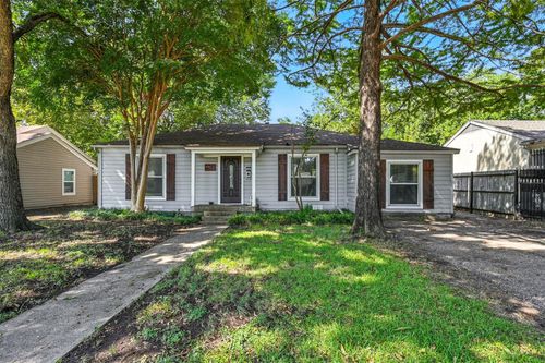 1303 Fuller Dr, Dallas, TX, 75218-3104 | Card Image