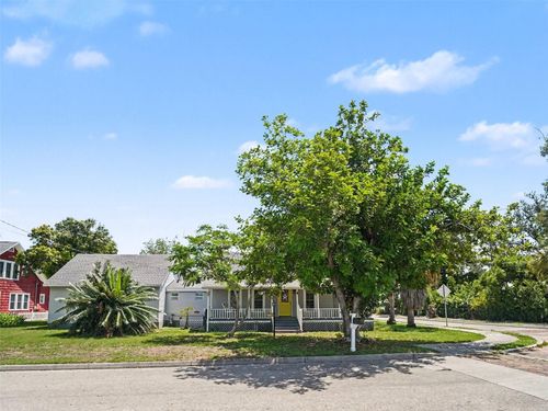 502 7th Ave W, PALMETTO, FL, 34221-5146 | Card Image