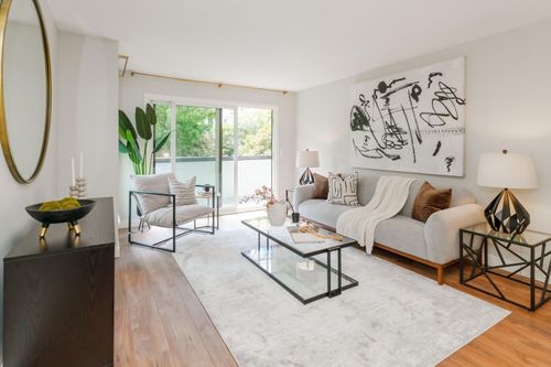 203-2240 Wall St, Vancouver, BC, V5L1B6 | Card Image