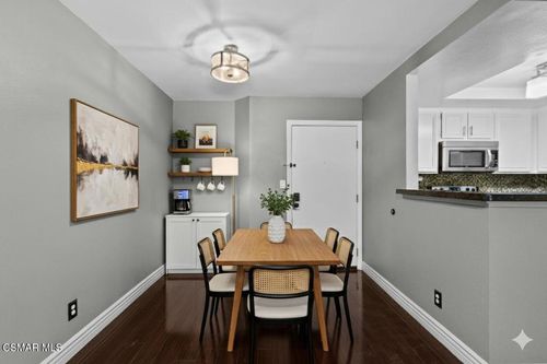 unit-348e-22100 Burbank Blvd, Woodland Hills, CA, 91367-6255 | Card Image