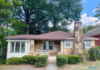 1613 Ward Avenue, House other with 2 bedrooms, 2 bathrooms and null parking in Huntsville AL | Image 2