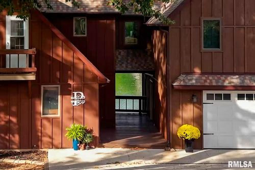 9517 W Whittingham Pt, Mapleton, IL, 61547-9329 | Card Image