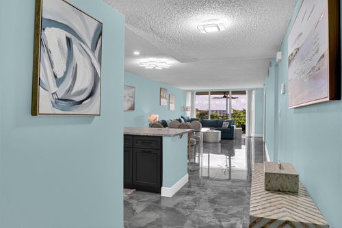 704-4015 W Palm Aire Drive, Pompano Beach, FL, 33069 | Card Image