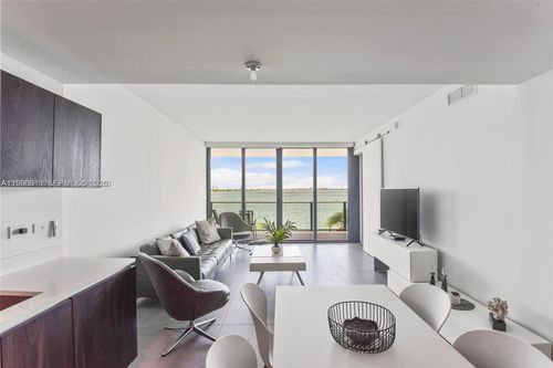 unit-305-3131 Ne 7th Ave, Miami, FL, 33137-4475 | Card Image