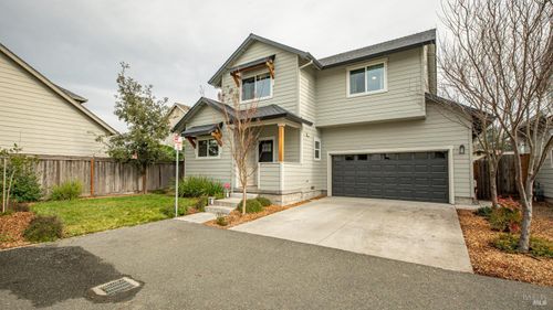 2213 Tapian Way, Santa Rosa, CA, 95403 | Card Image