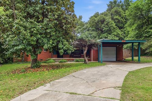 11612 E Sewell Avenue, Choctaw, OK, 73020 | Card Image