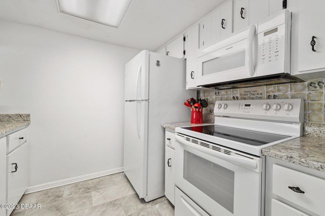 APT-111 - 3600 S Ocean Shore Blvd, Condo with 3 bedrooms, 3 bathrooms and null parking in Flagler Beach FL | Image 25