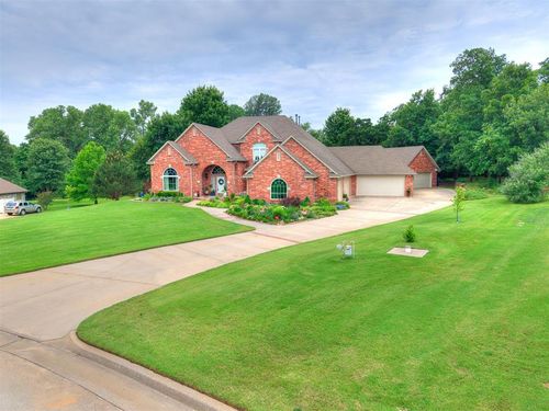 321 Hickory Forest Drive, Choctaw, OK, 73020 | Card Image
