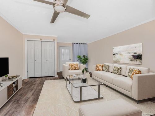 10121-121 Sunset Blvd, Bronx, NY, 10473-2480 | Card Image