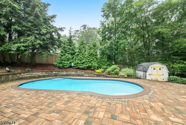 304 Briarwood Dr, House other with 3 bedrooms, 3 bathrooms and null parking in Wyckoff NJ | Image 41