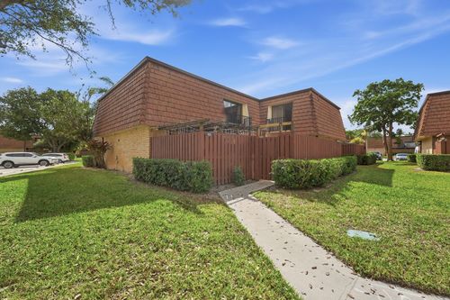 a-933 9th Ln, Greenacres, FL, 33463-4353 | Card Image