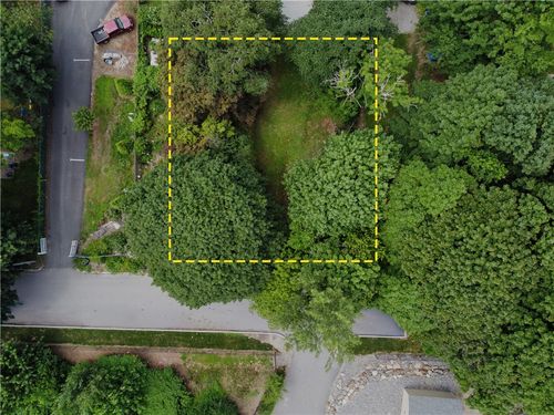 42 Vandieman Ave, Providence, RI, 02909-5560 | Card Image