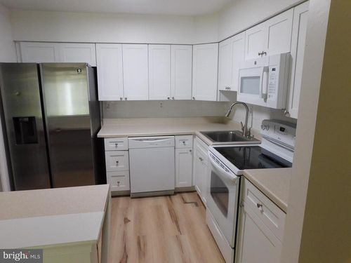 87 W Bluebell Ln, MOUNT LAUREL, NJ, 08054 | Card Image