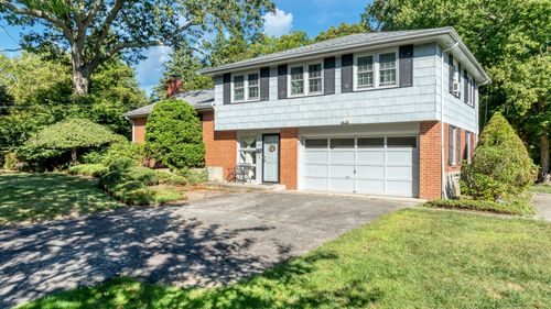 222 Tyler Ave, Groton, CT, 06340-5930 | Card Image