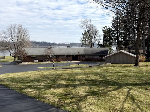 1851 Steamburg Rd, Hillsdale, MI, 49242-2076 | Card Image