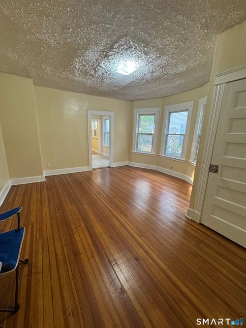 418 Shelton Ave, New Haven, CT, 06511-1125 | Card Image