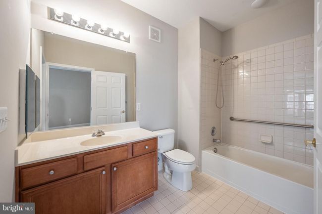APT-211 - 13891 Chelmsford Dr, Condo with 2 bedrooms, 2 bathrooms and null parking in GAINESVILLE VA | Image 30