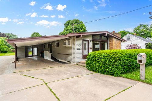 1062 Metomen Street, Ripon, WI, 54971 | Card Image