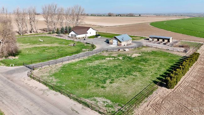 1852 E 4400 N, House other with 3 bedrooms, 3 bathrooms and 3 parking in Buhl ID | Image 7