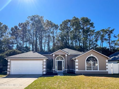 8926 Chambore Dr, Jacksonville, FL, 32256-1618 | Card Image