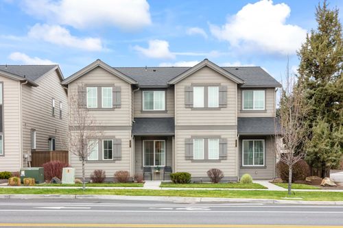 2561 Ne Purcell Blvd, Bend, OR, 97701-6085 | Card Image