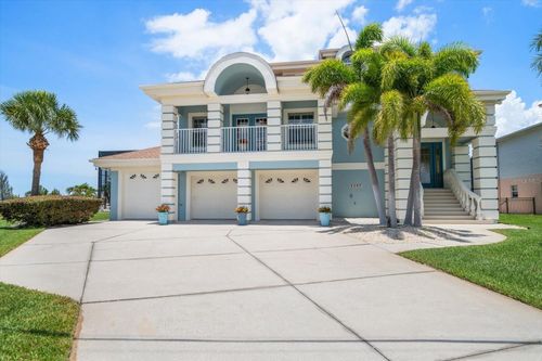 3397 Bluefish Dr, Hernando Beach, FL, 34607-3610 | Card Image