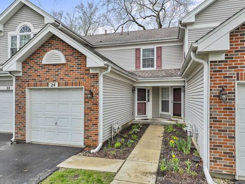 24 Millers Ln, Mount Prospect, IL, 60056-3075 | Card Image