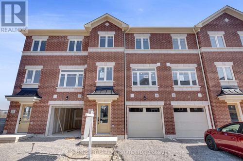 27 Nady Lane, Clarington (Newcastle), ON, L1B0X1 | Card Image