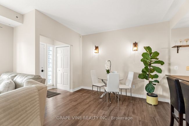 D - 165 Crestway Dr, Condo with 2 bedrooms, 2 bathrooms and null parking in Nepean ON | Image 7
