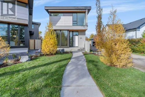 3 Willow Cres Sw, Calgary, AB, T3C3B8 | Card Image