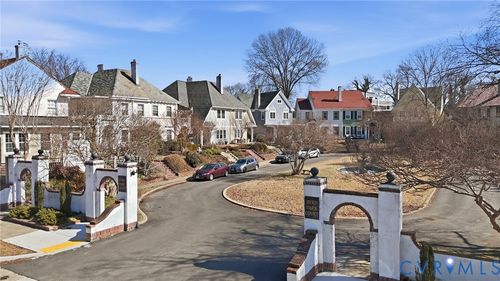 711 Byrd Park Ct, Richmond, VA, 23220-6305 | Card Image