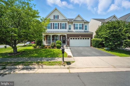 8732 Harefield Ln, GAINESVILLE, VA, 20155-5906 | Card Image