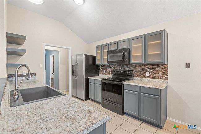 145 Amber Ln, House other with 3 bedrooms, 2 bathrooms and null parking in Jarrell TX | Image 5