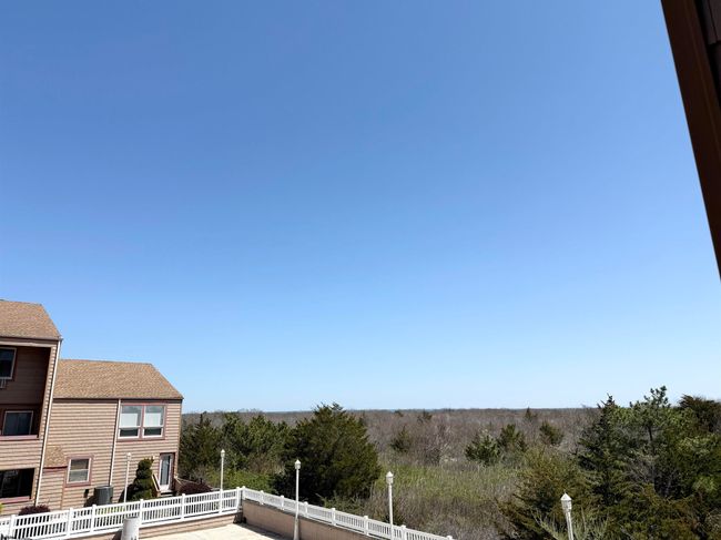 330 42 Nd St S, Condo with 2 bedrooms, 2 bathrooms and null parking in Brigantine NJ | Image 11