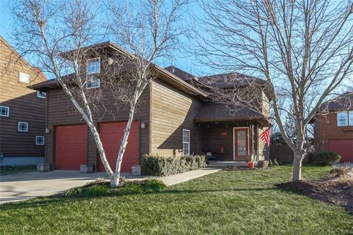 605 Parkside Ct, Baldwin City, KS, 66006-7241 | Card Image