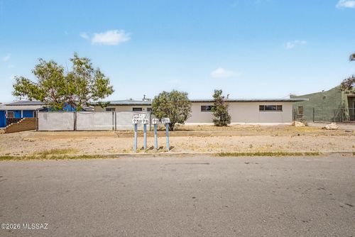 138 W District Street, Tucson, AZ, 85714 | Card Image