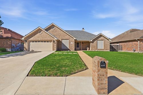 1174 Vista Bonita, New Braunfels, TX, 78130-1222 | Card Image